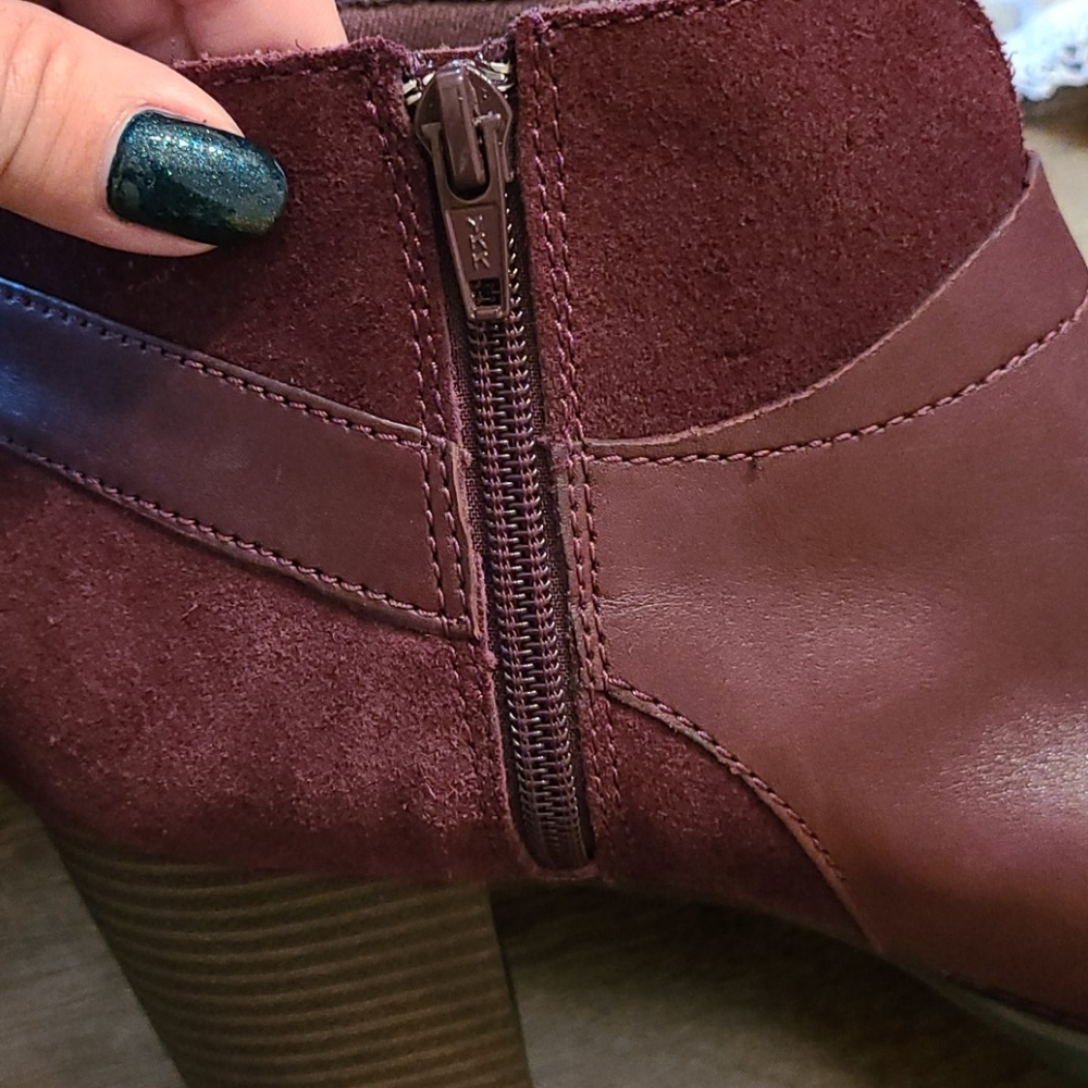 Clarks Booties - Picture 6 of 7